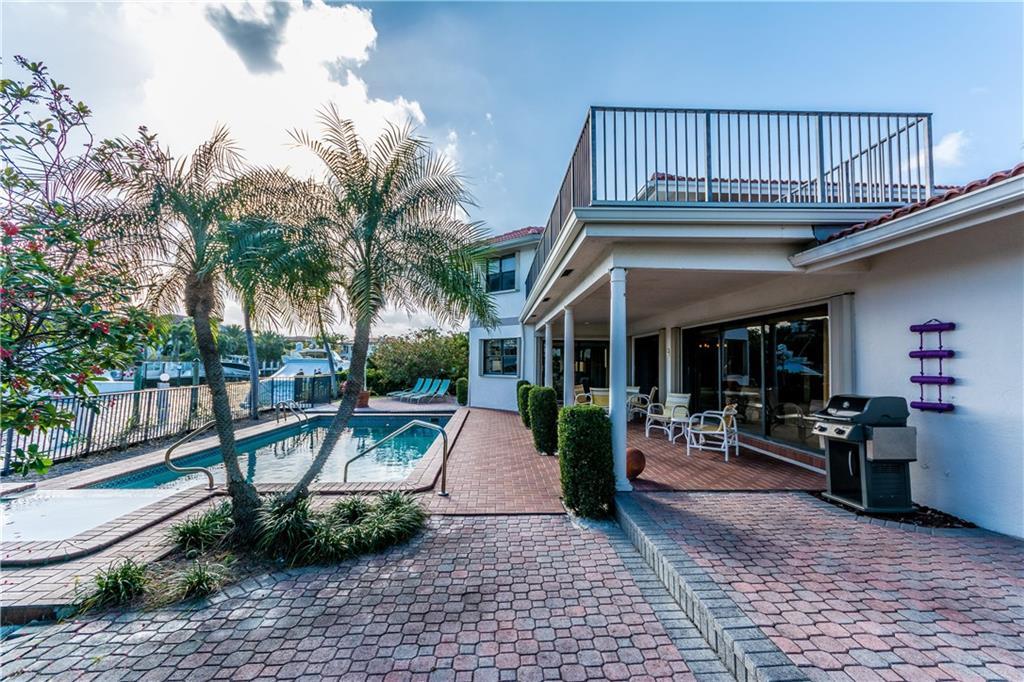 Lighthouse Point 4th Sec - Residential