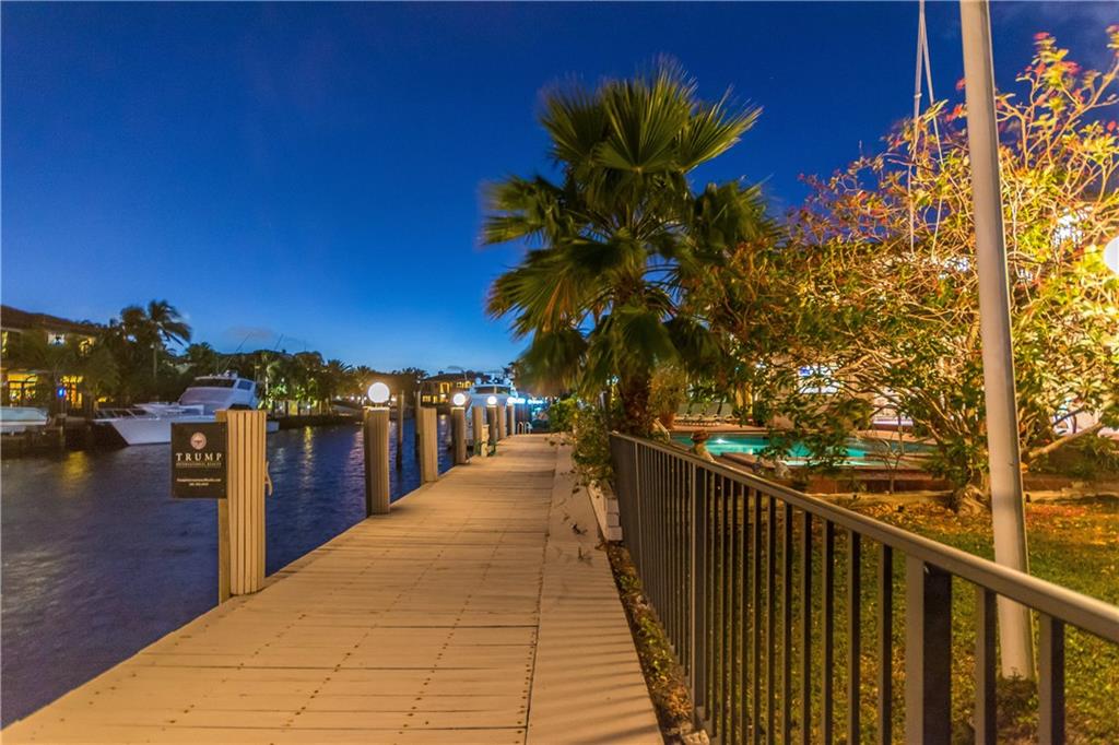 Lighthouse Point 4th Sec - Residential