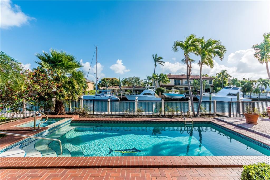 Lighthouse Point 4th Sec - Residential