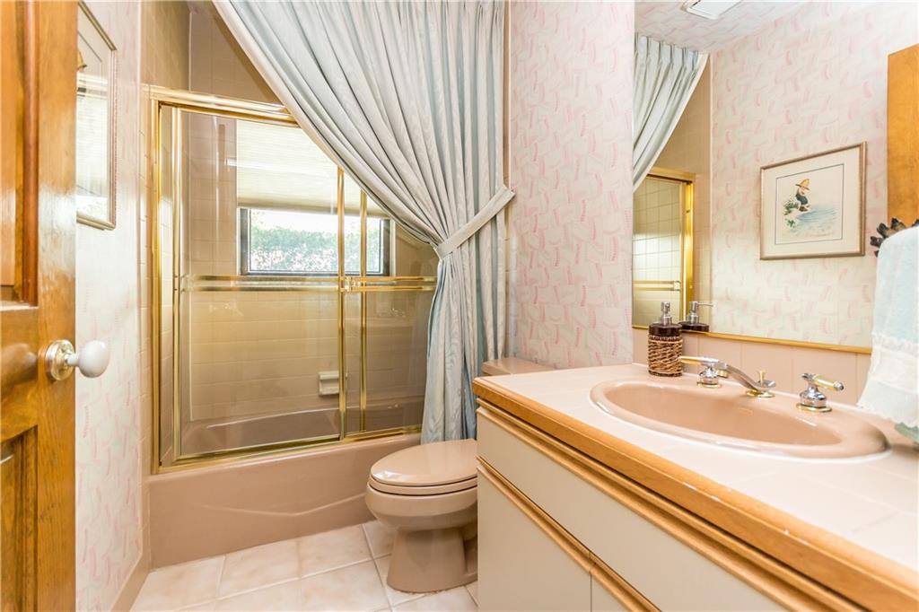 Lighthouse Point 4th Sec - Residential