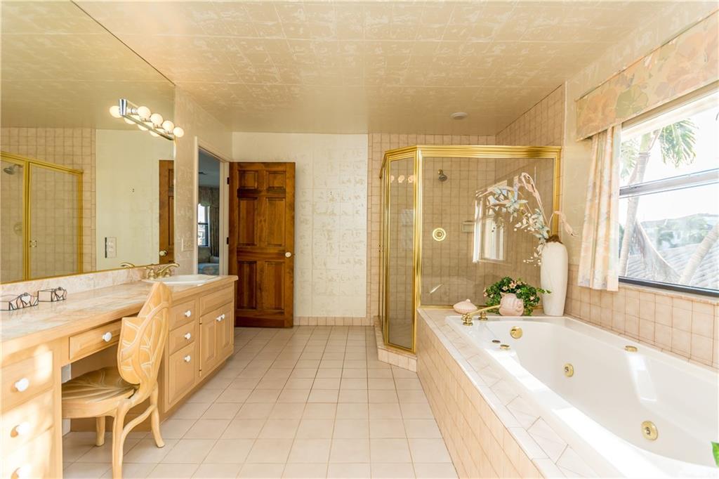 Lighthouse Point 4th Sec - Residential