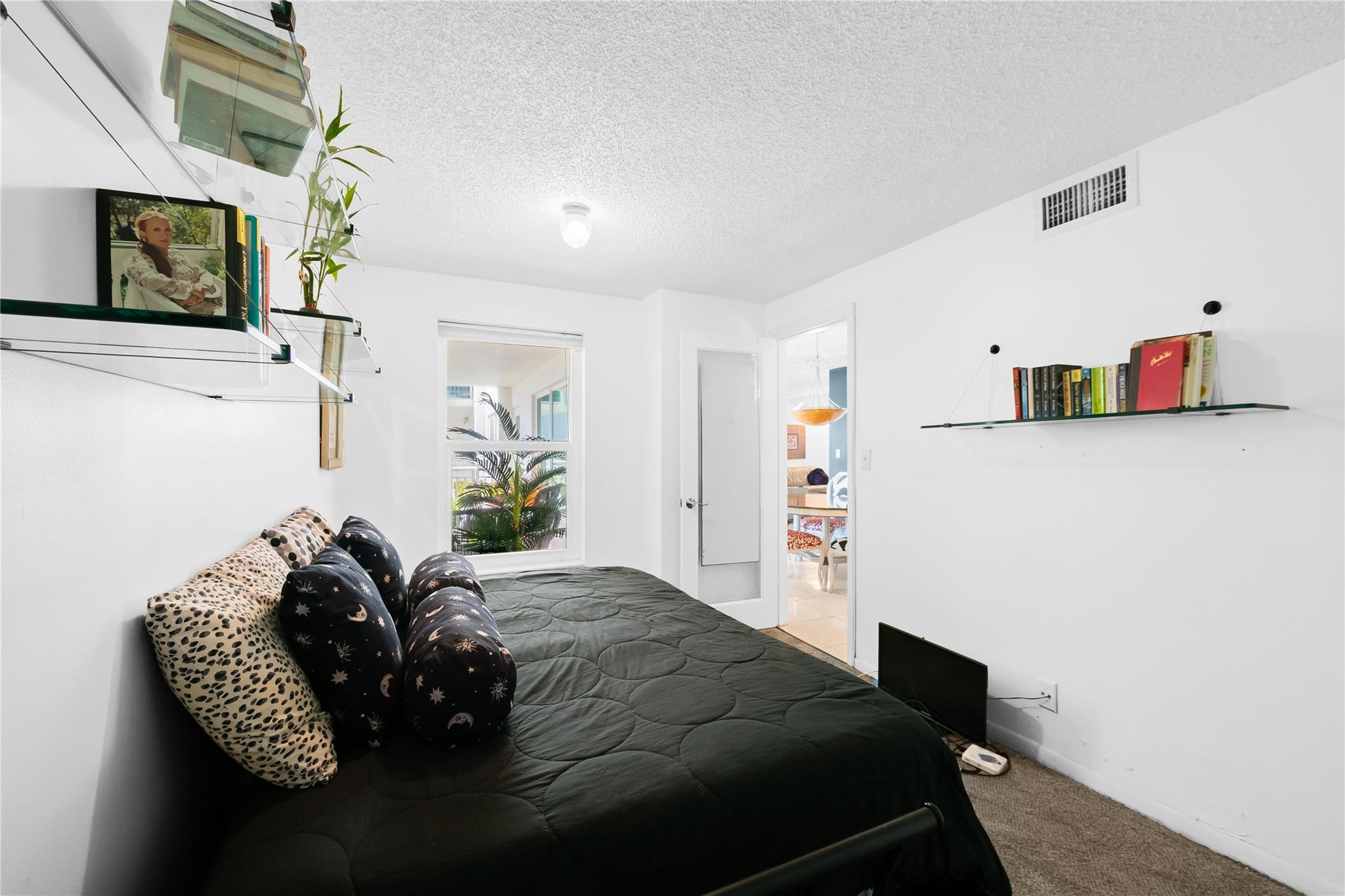 PLAYA DEL MAR CONDO - Residential
