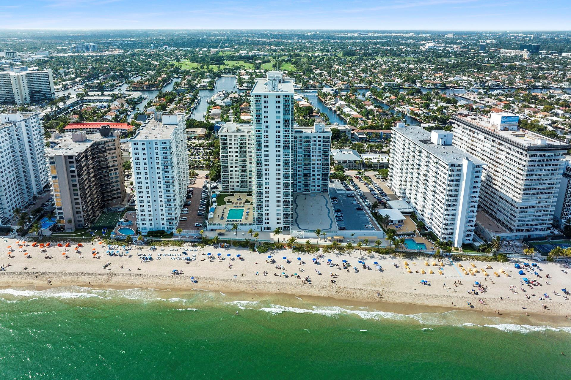 PLAYA DEL MAR CONDO - Residential