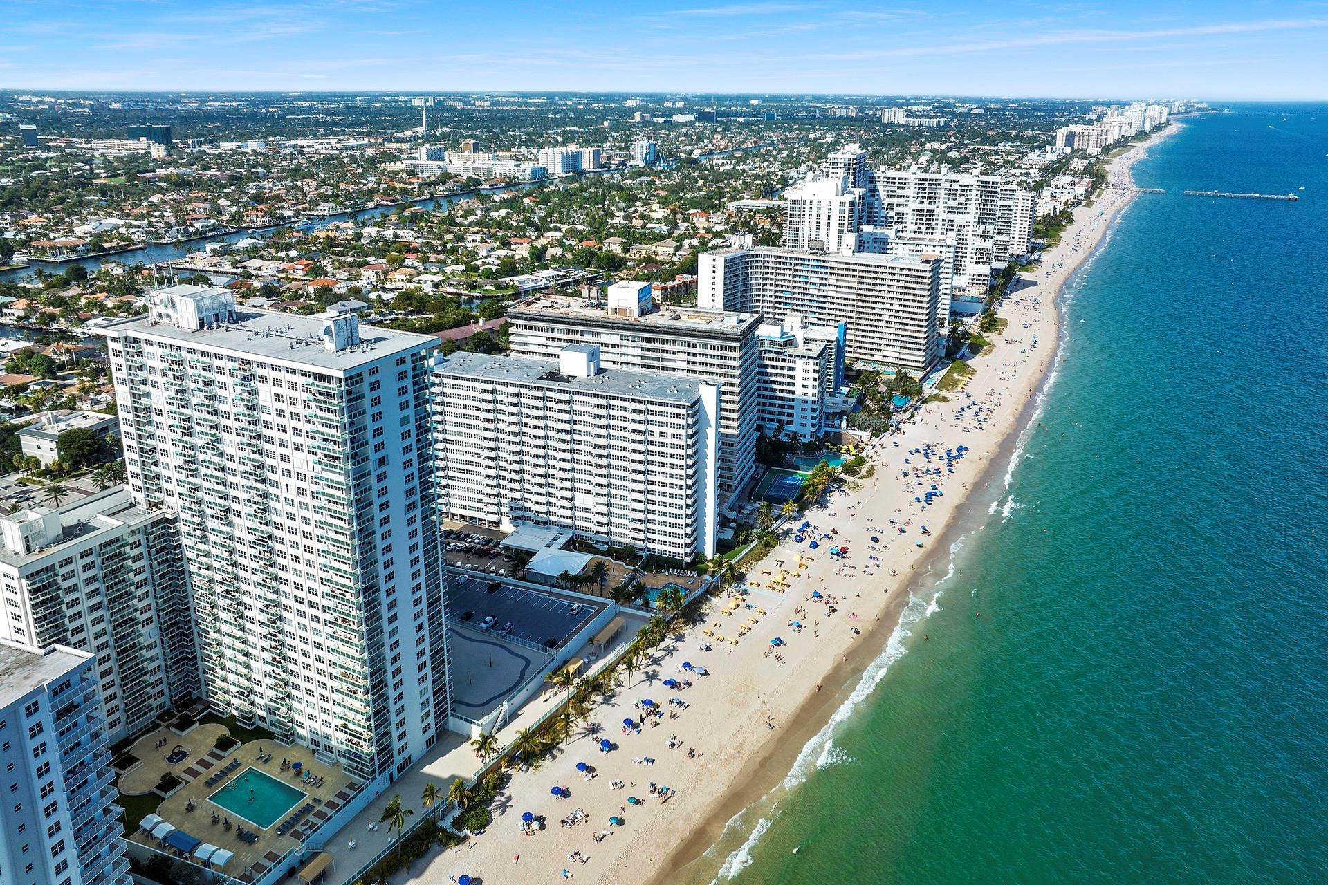 PLAYA DEL MAR CONDO - Residential