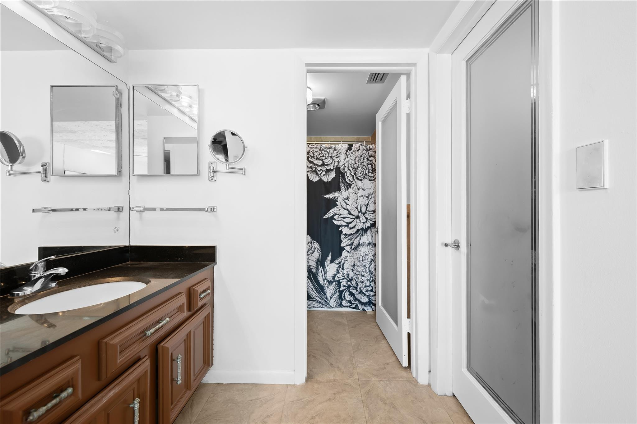 PLAYA DEL MAR CONDO - Residential