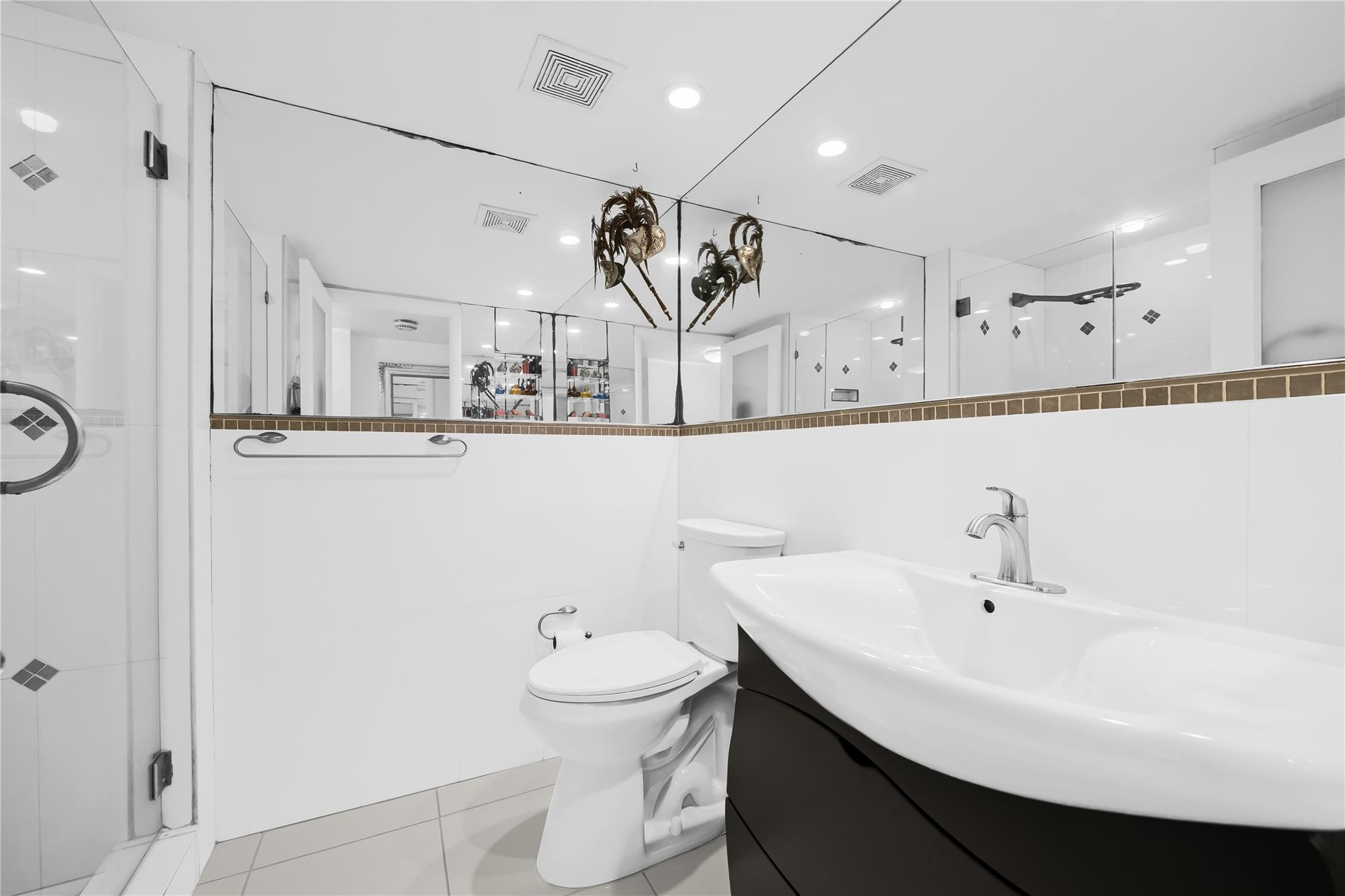 PLAYA DEL MAR CONDO - Residential