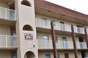 SUNRISE LAKES PHASE 3 - Residential