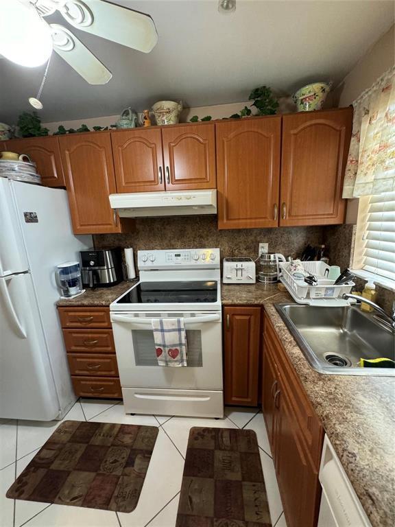9001 Sunrise Lakes Boulevard 201