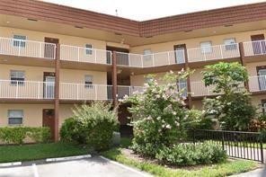 SUNRISE LAKES PHASE 3 - Residential