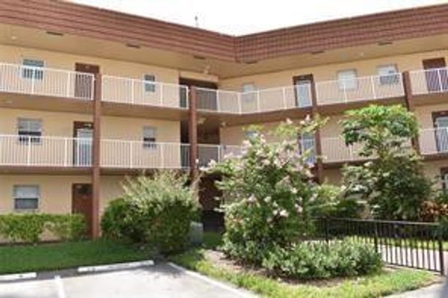 Two-bedroom, two-bathroom corner unit in the second floor in the 55+ golf community Sunrise Lakes Phase 3. Both bedrooms offer ample closet space, with the master bedroom spacious enough to accommodate a King-size bed. Includes one assigned parking space with plenty of guest parking available. Sunrise Lakes community has many amenities, including pool, tennis courts, golf, gym, and community activities. Maintenance includes all amenities, cable, pest control, and security.