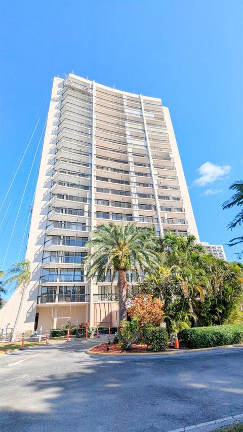2425 Presidential 805 Way 805 West Palm Beach FL 33401