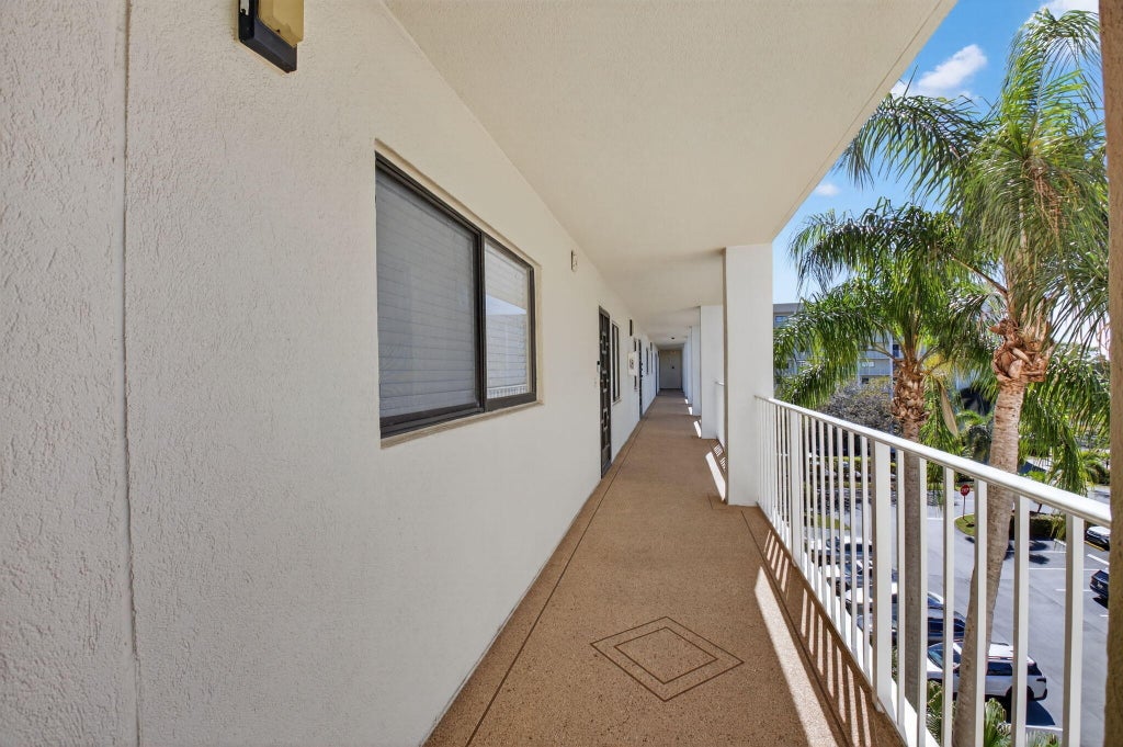 Photo of 7310 Ashford Place #505, Delray Beach, FL 33446 (MLS # B26067280)