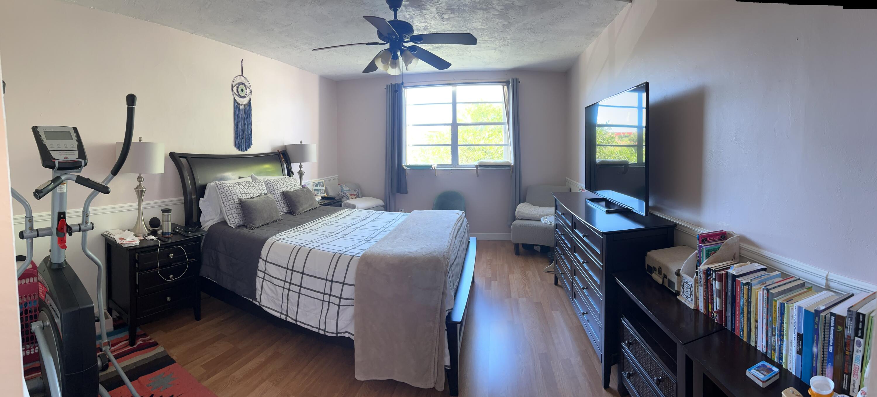 OMEGA CONDO NO 4 - Residential