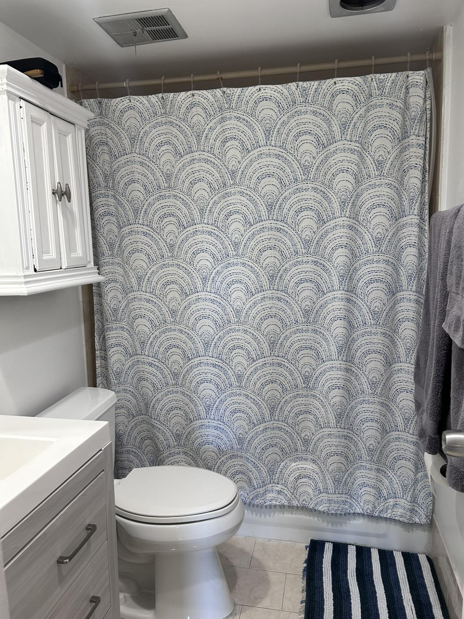 OMEGA CONDO NO 4 - Residential