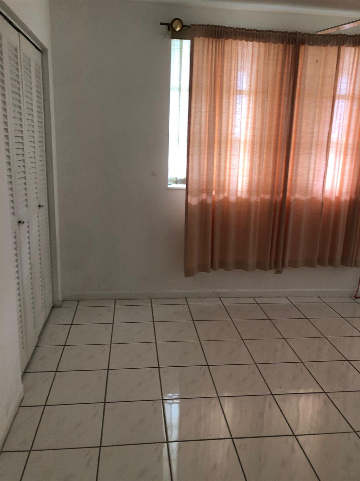 2900 NW 47th Ter 000
