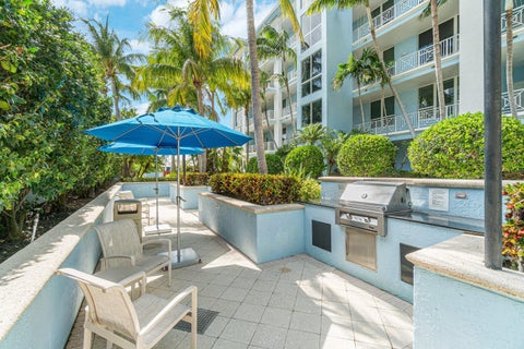 Tiny photo for 701 SE 21st Avenue #301, Deerfield Beach, FL 33441 (MLS # B26081516)