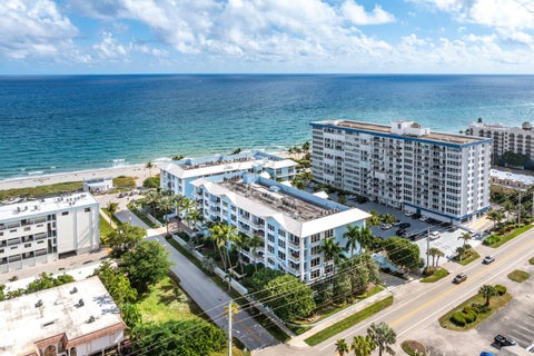 Tiny photo for 701 SE 21st Avenue #301, Deerfield Beach, FL 33441 (MLS # B26081516)