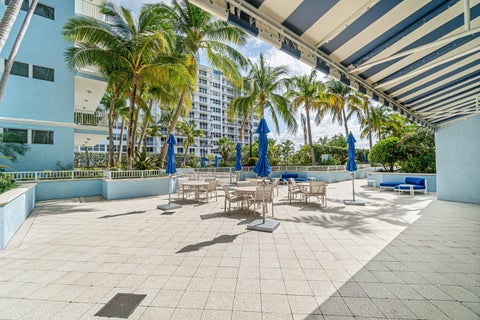 Tiny photo for 701 SE 21st Avenue #301, Deerfield Beach, FL 33441 (MLS # B26081516)