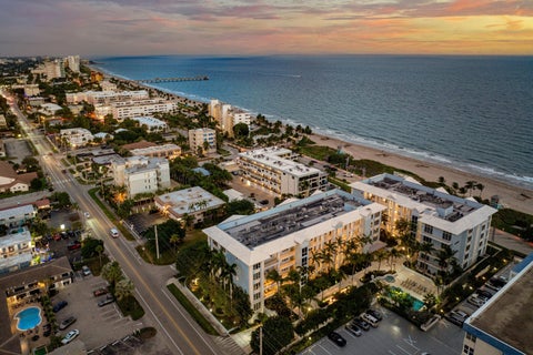 Tiny photo for 701 SE 21st Avenue #301, Deerfield Beach, FL 33441 (MLS # B26081516)