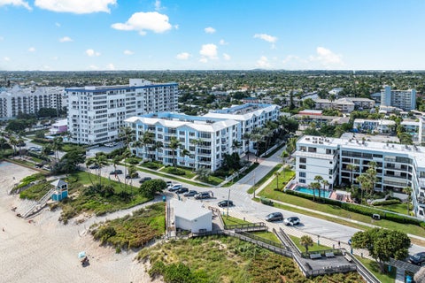 Tiny photo for 701 SE 21st Avenue #301, Deerfield Beach, FL 33441 (MLS # B26081516)