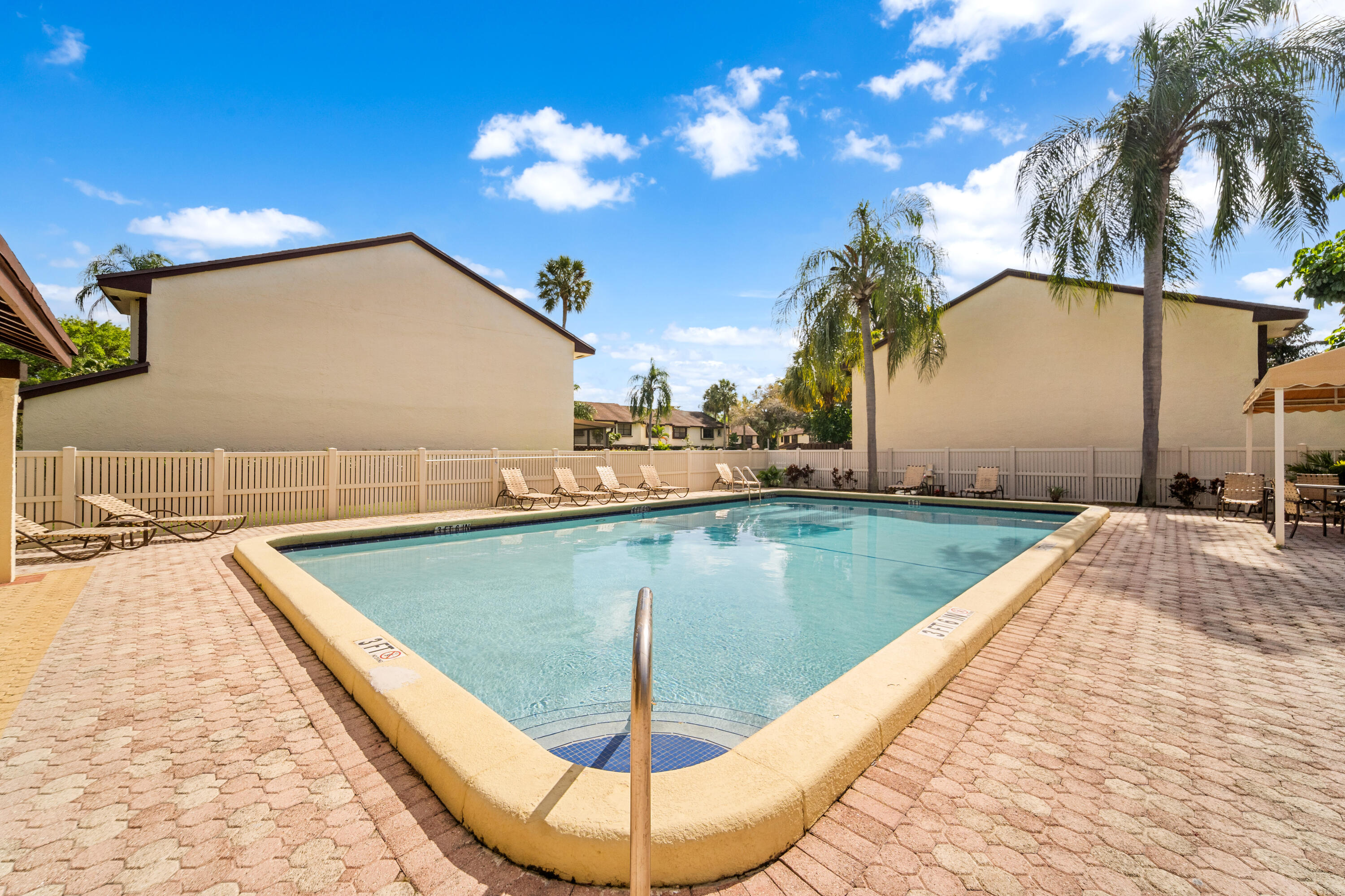 TARTAN COCONUT CREEK PHASE II - Residential