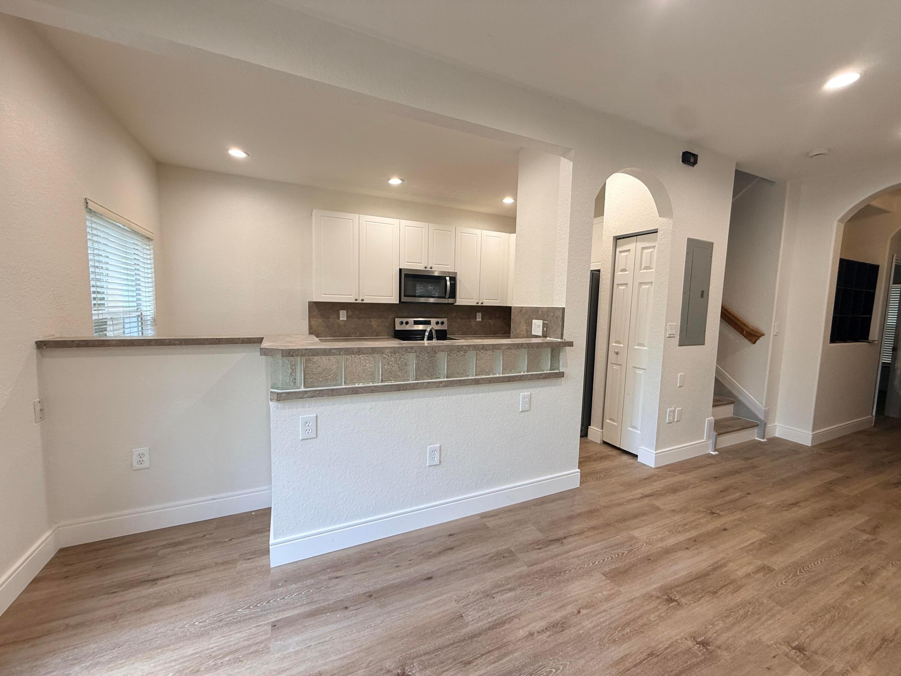 MERRICK PRESERVE CONDO - Residential Lease