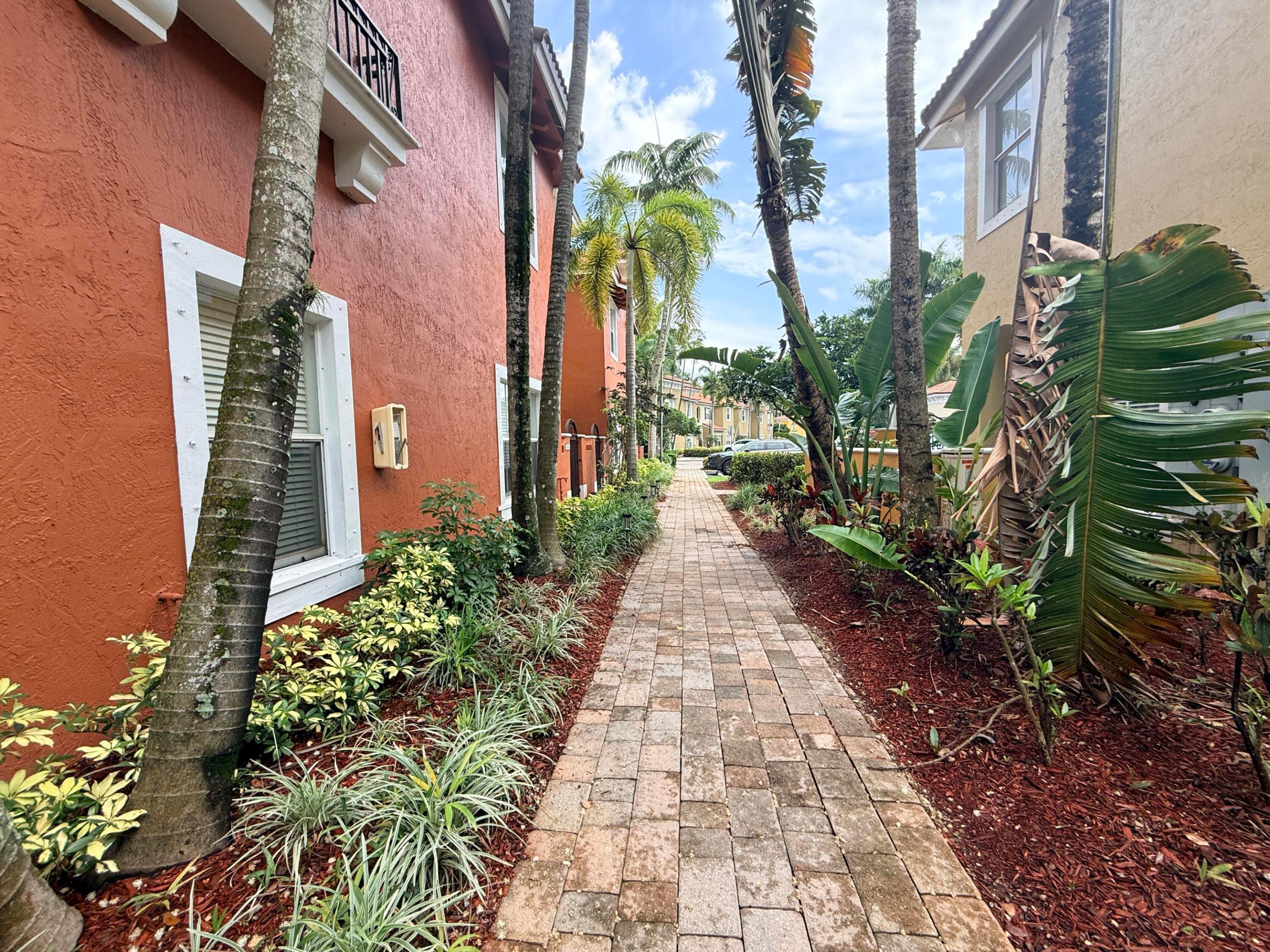 MERRICK PRESERVE CONDO - Residential Lease