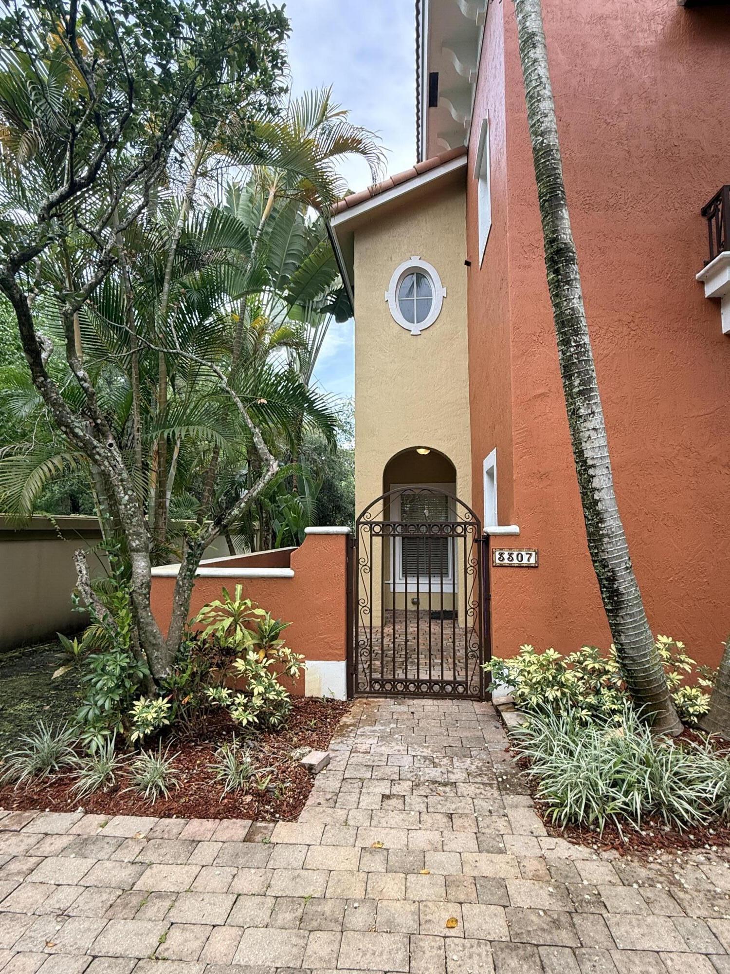 MERRICK PRESERVE CONDO - Residential Lease