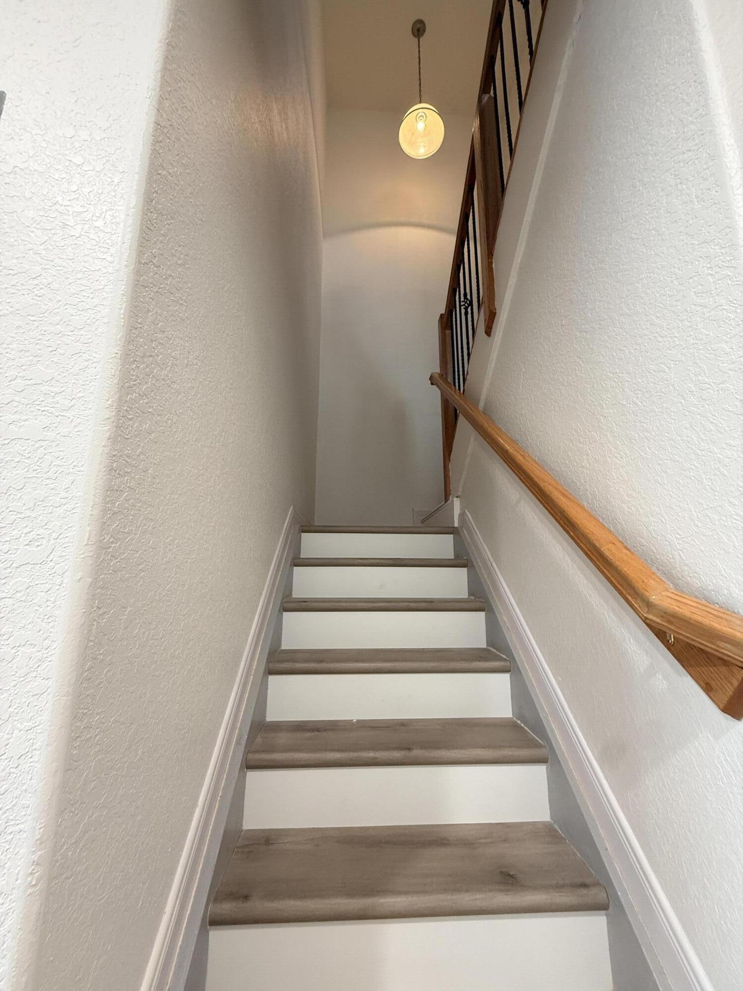 MERRICK PRESERVE CONDO - Residential Lease