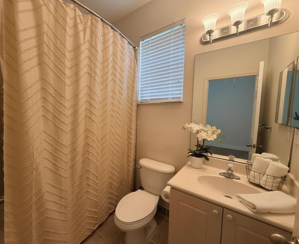 MERRICK PRESERVE CONDO - Residential Lease