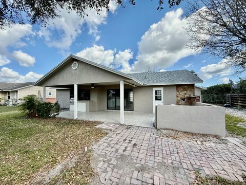 A home in Port St Lucie