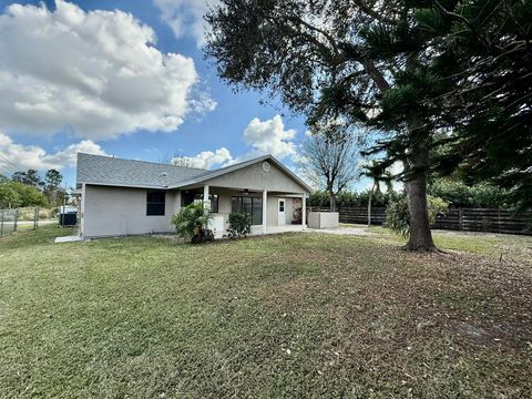 A home in Port St Lucie