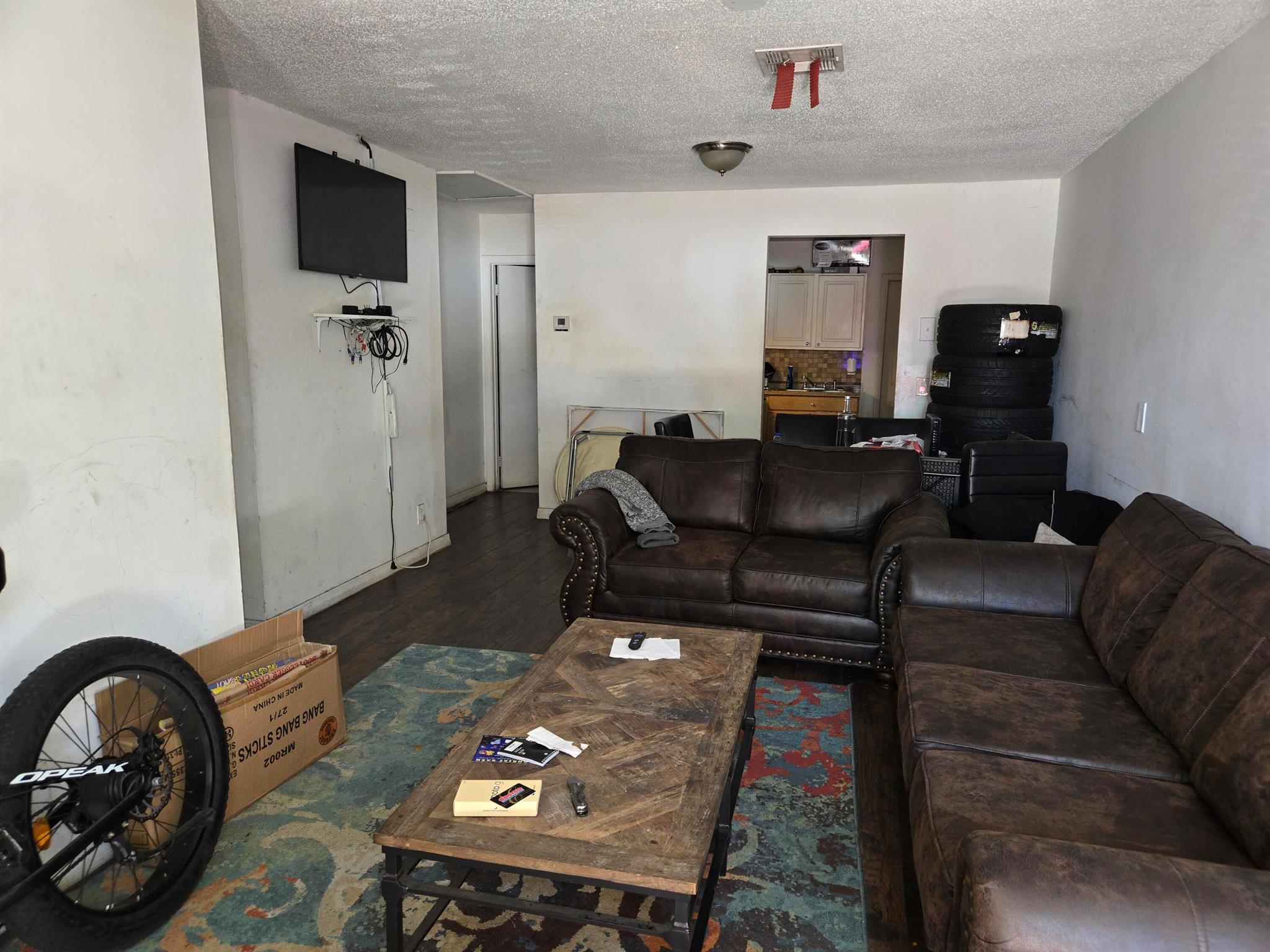 1633 W 28th Street A