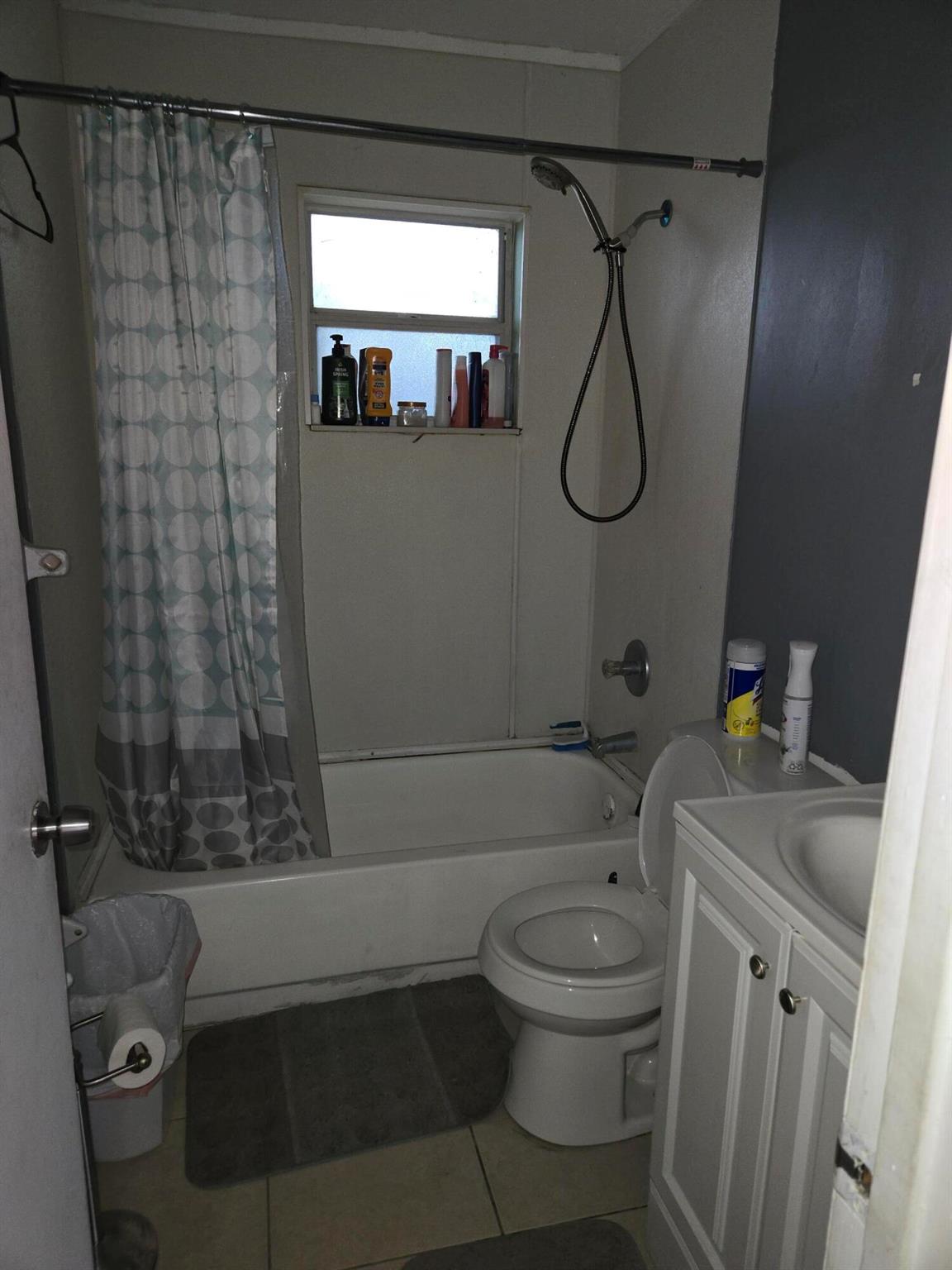 1633 W 28th Street A