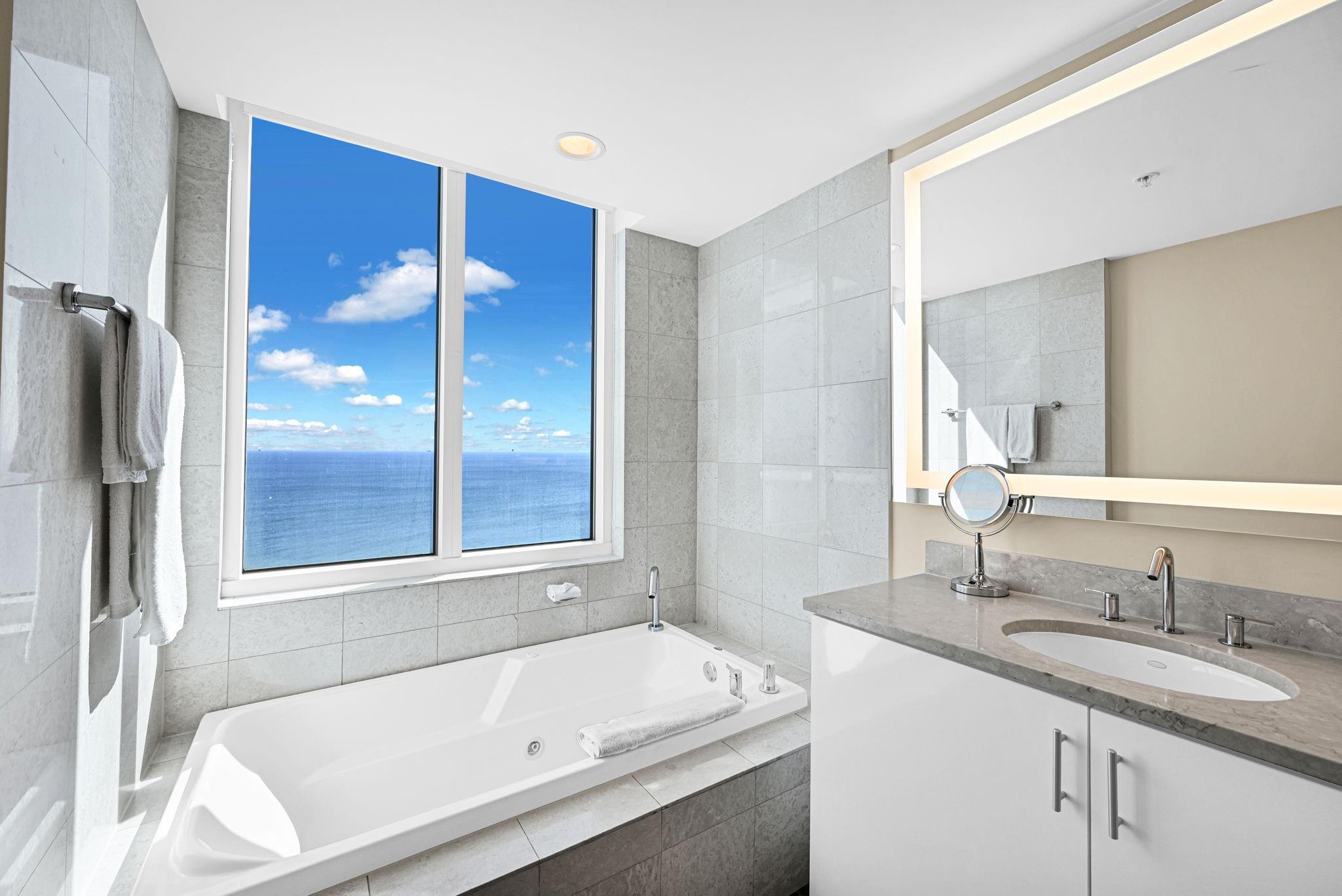 Q Club Resort & Residence - Residential