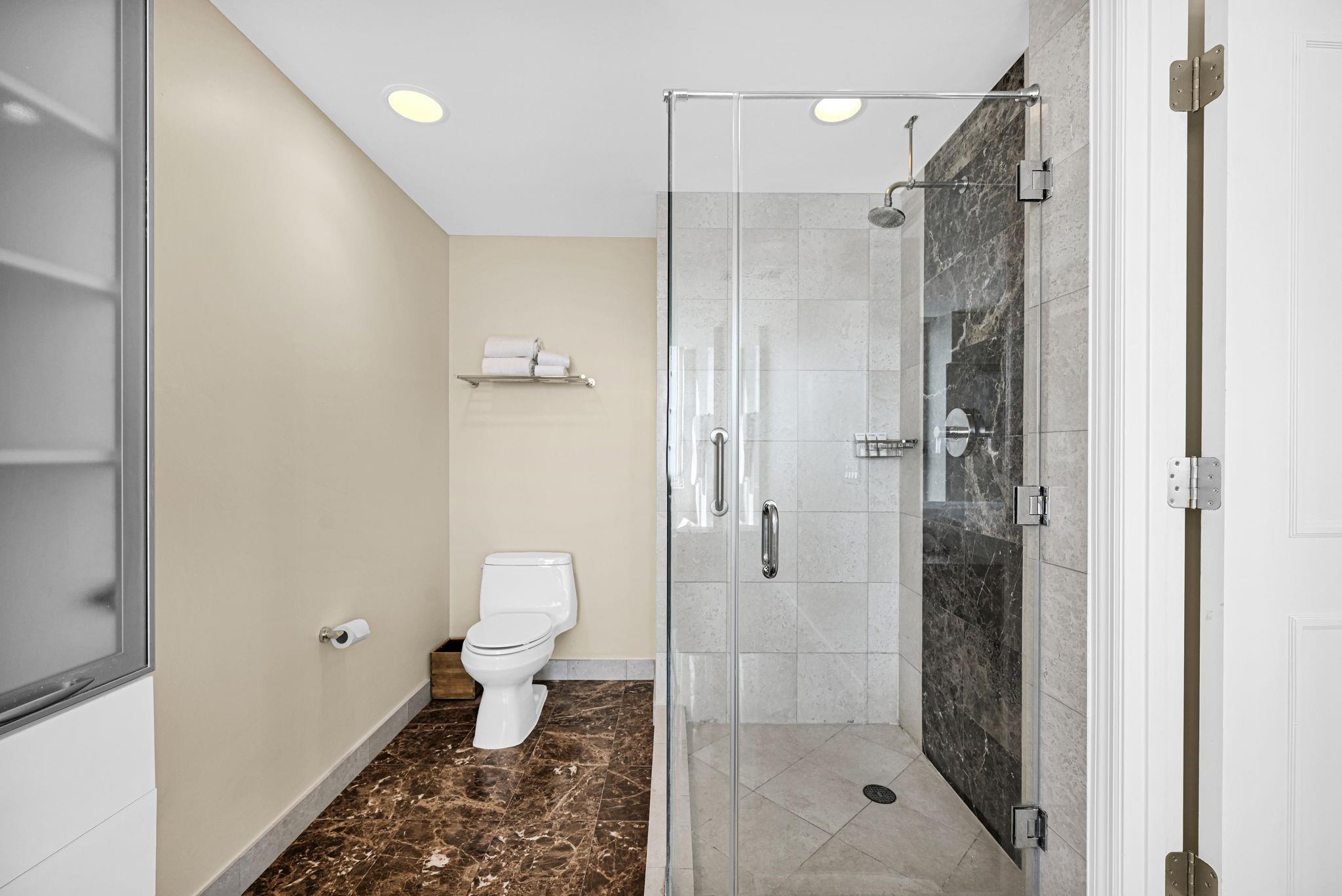 Q Club Resort & Residence - Residential