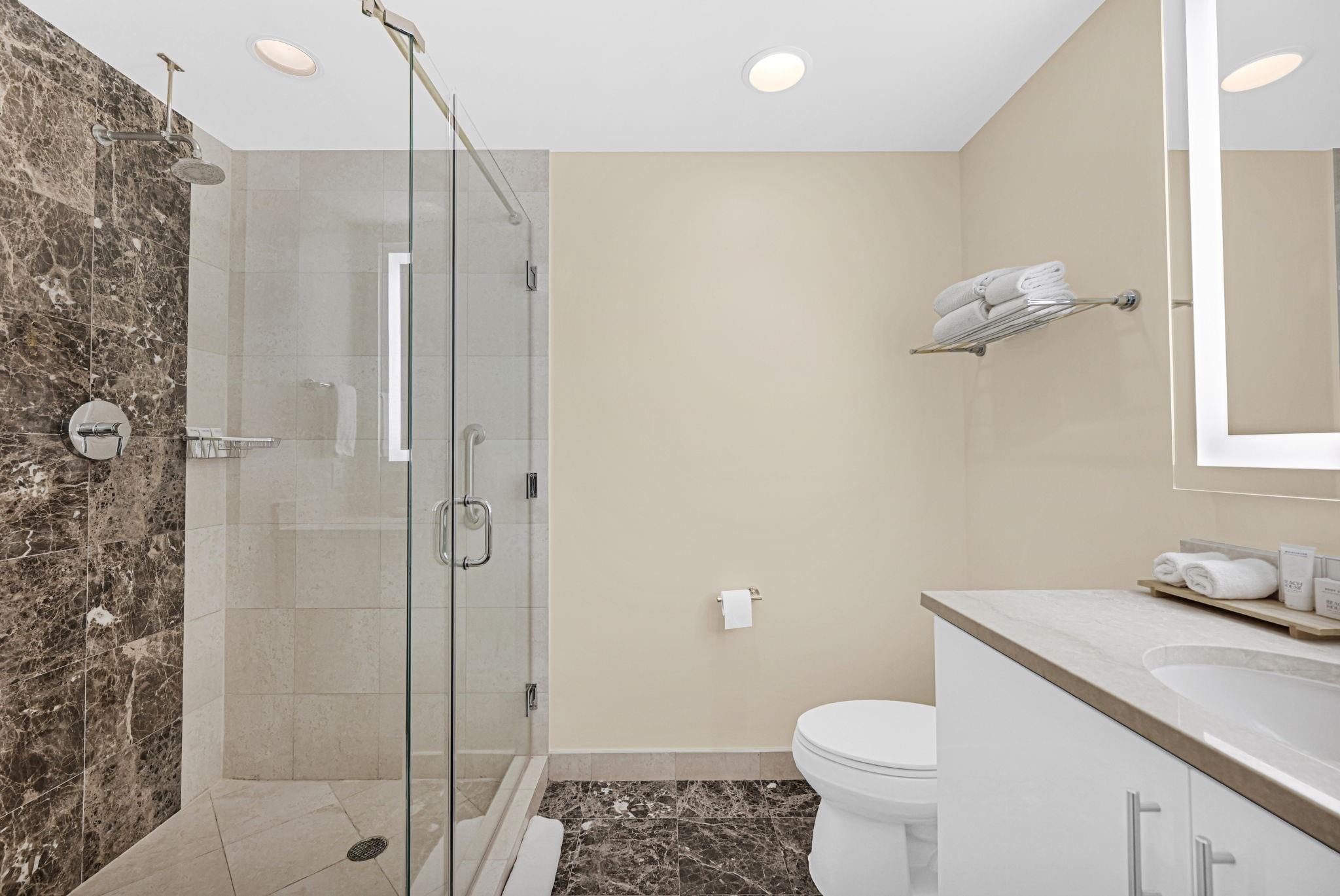 Q Club Resort & Residence - Residential