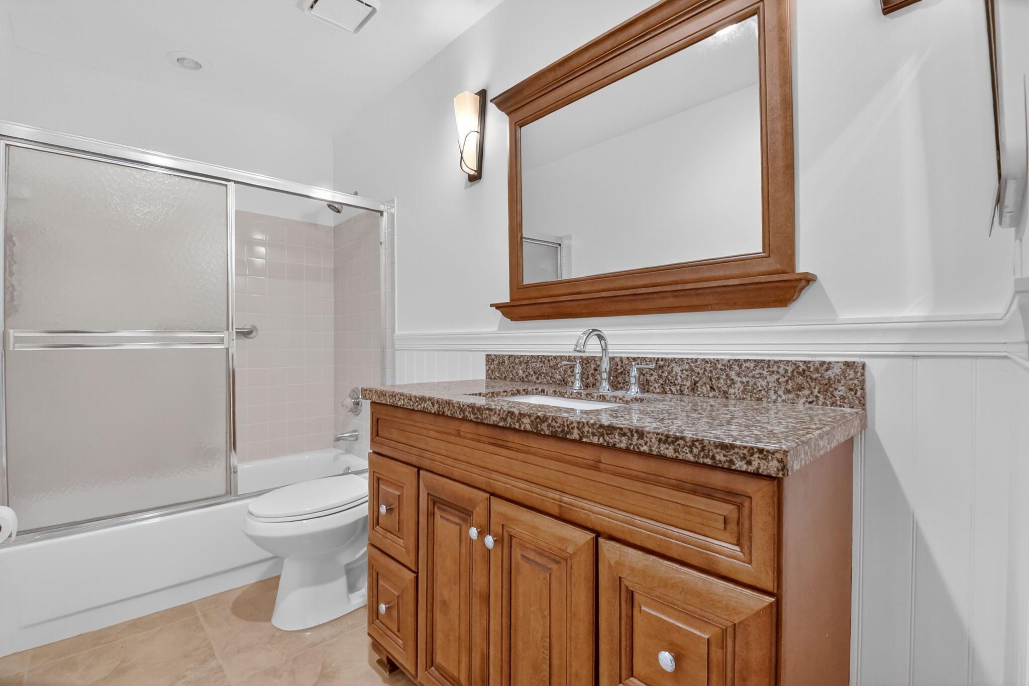 DELRAY VILLAS 4 - Residential