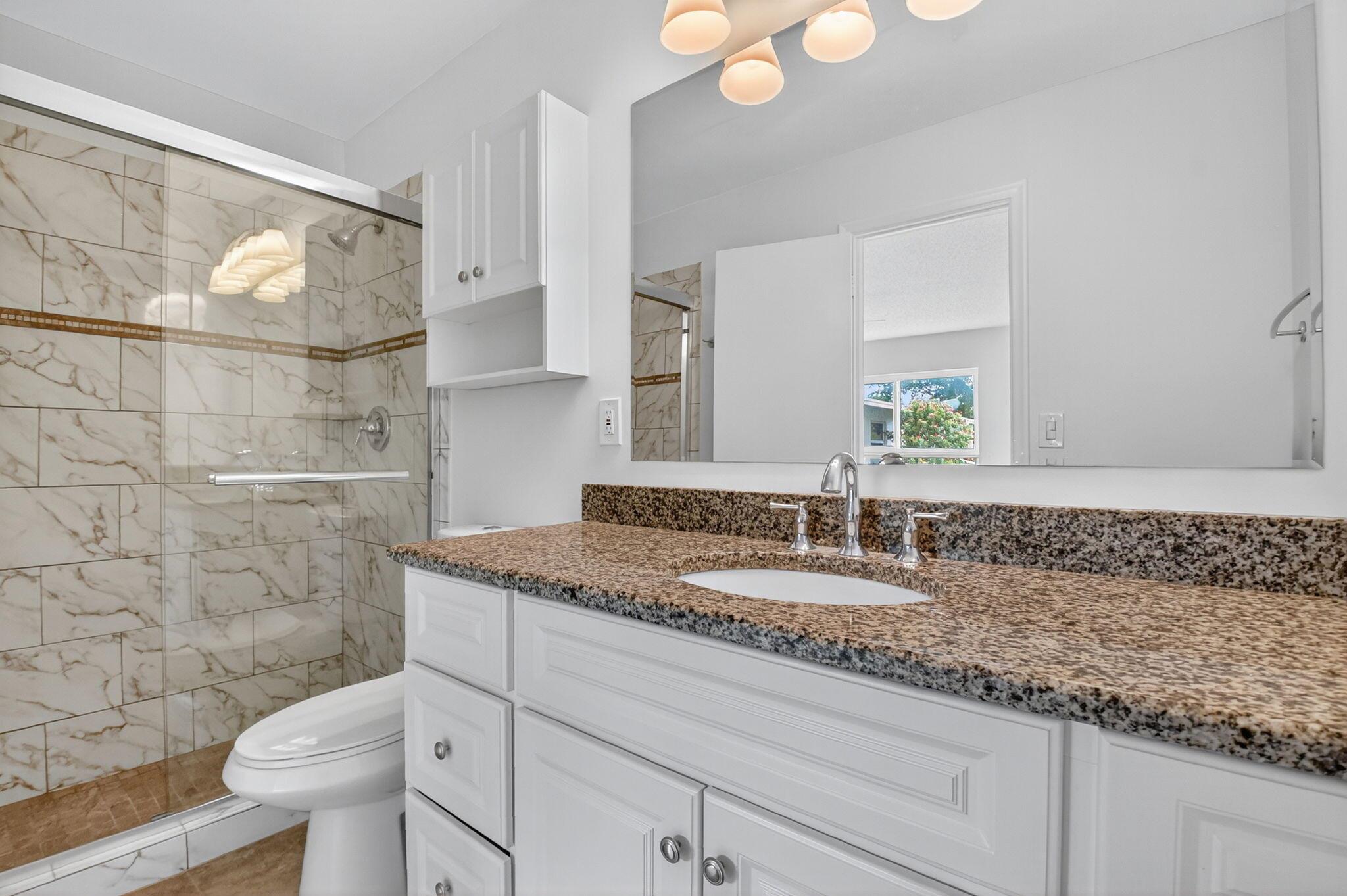 DELRAY VILLAS 4 - Residential