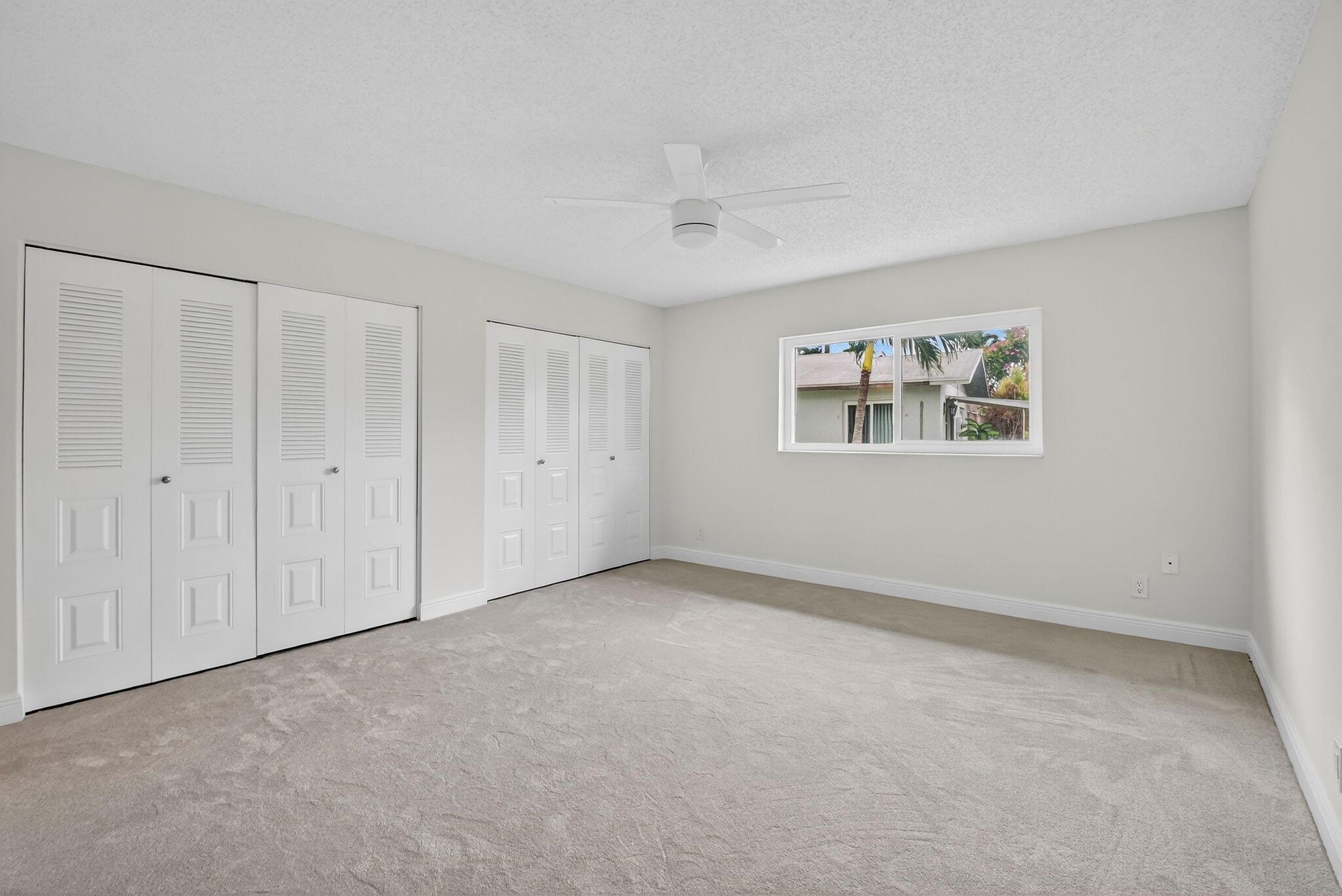 DELRAY VILLAS 4 - Residential