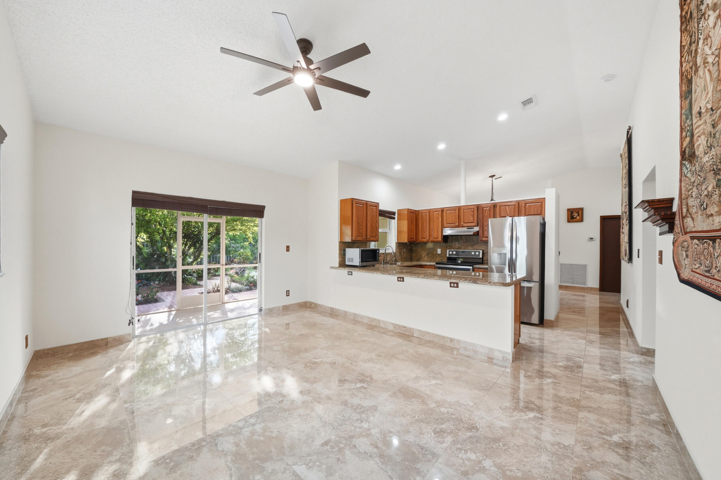 5787 SW 57th Way