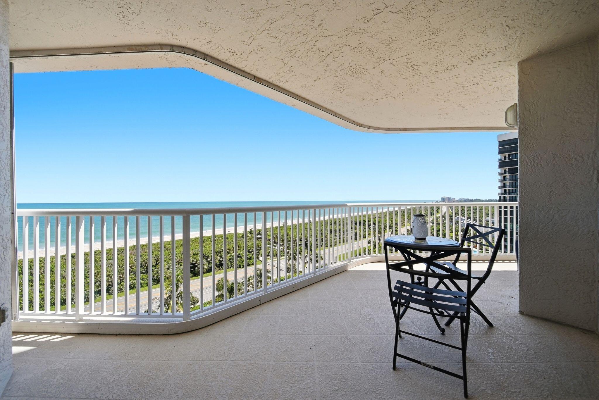 5051 N A1a Highway #11-2, Hutchinson Island, FL, 34949/$480,000 4 5051 N A1a Highway #11-2