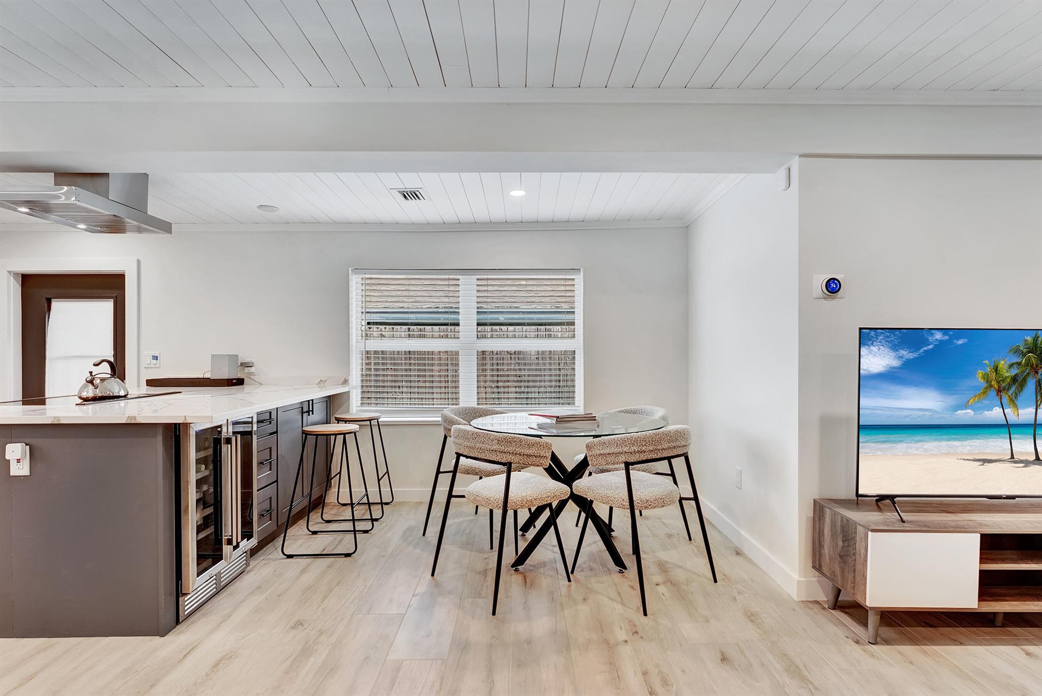 DELRAY TOWN OF - Residential Lease