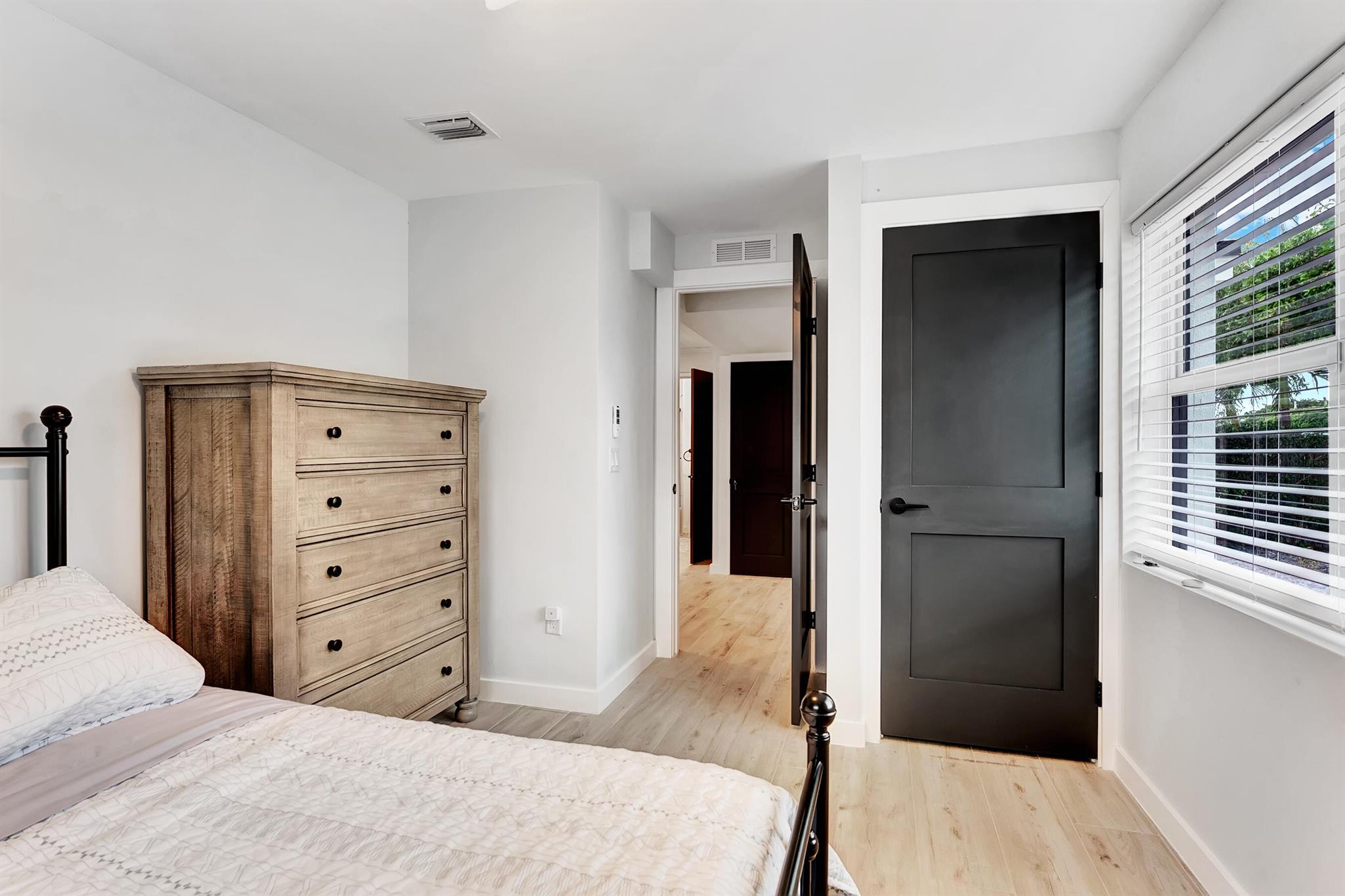 DELRAY TOWN OF - Residential Lease