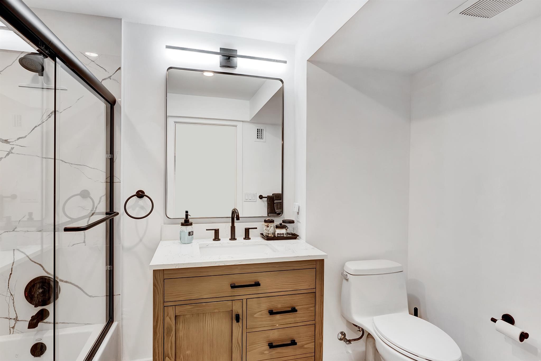 DELRAY TOWN OF - Residential Lease