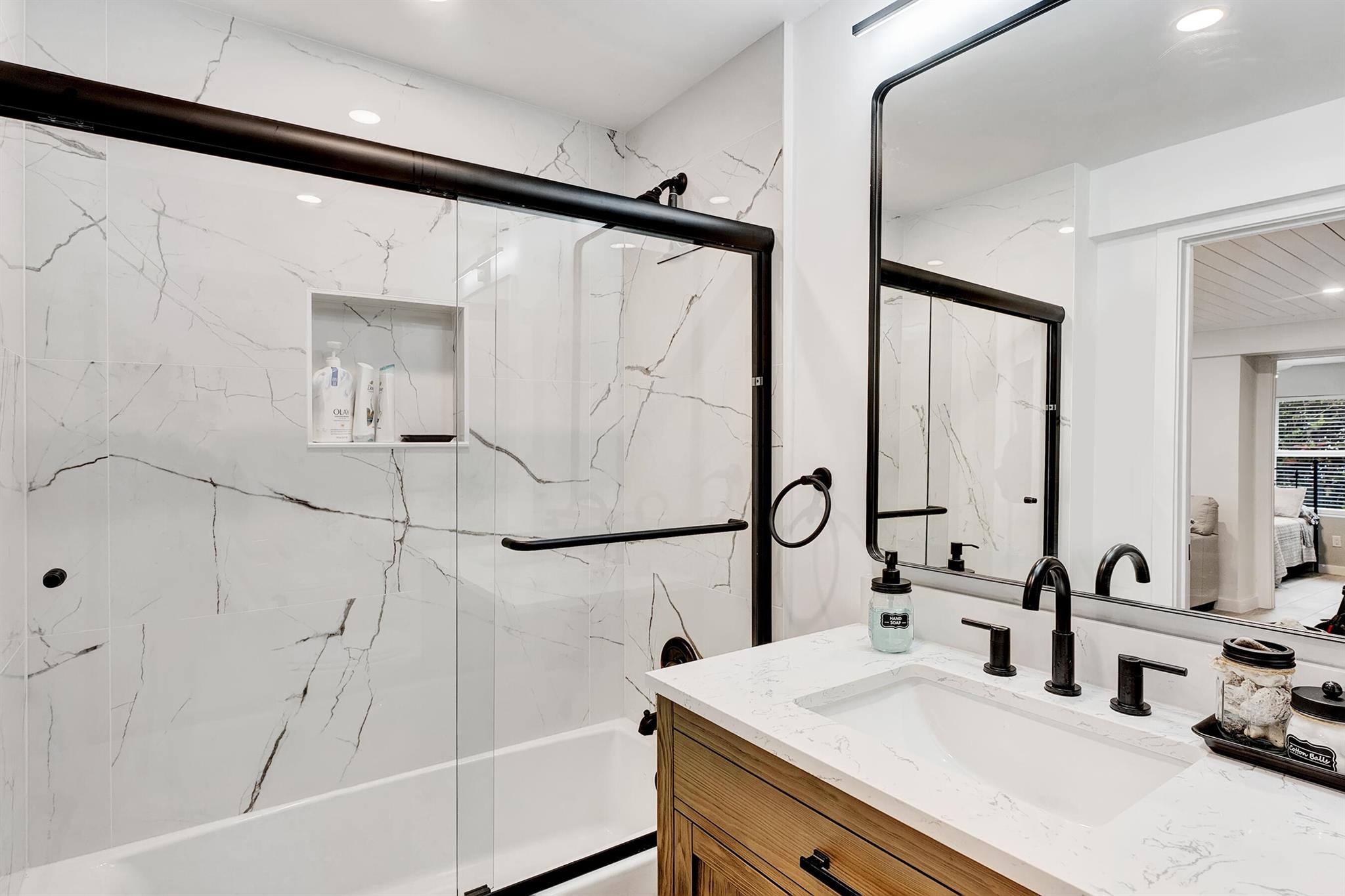 DELRAY TOWN OF - Residential Lease