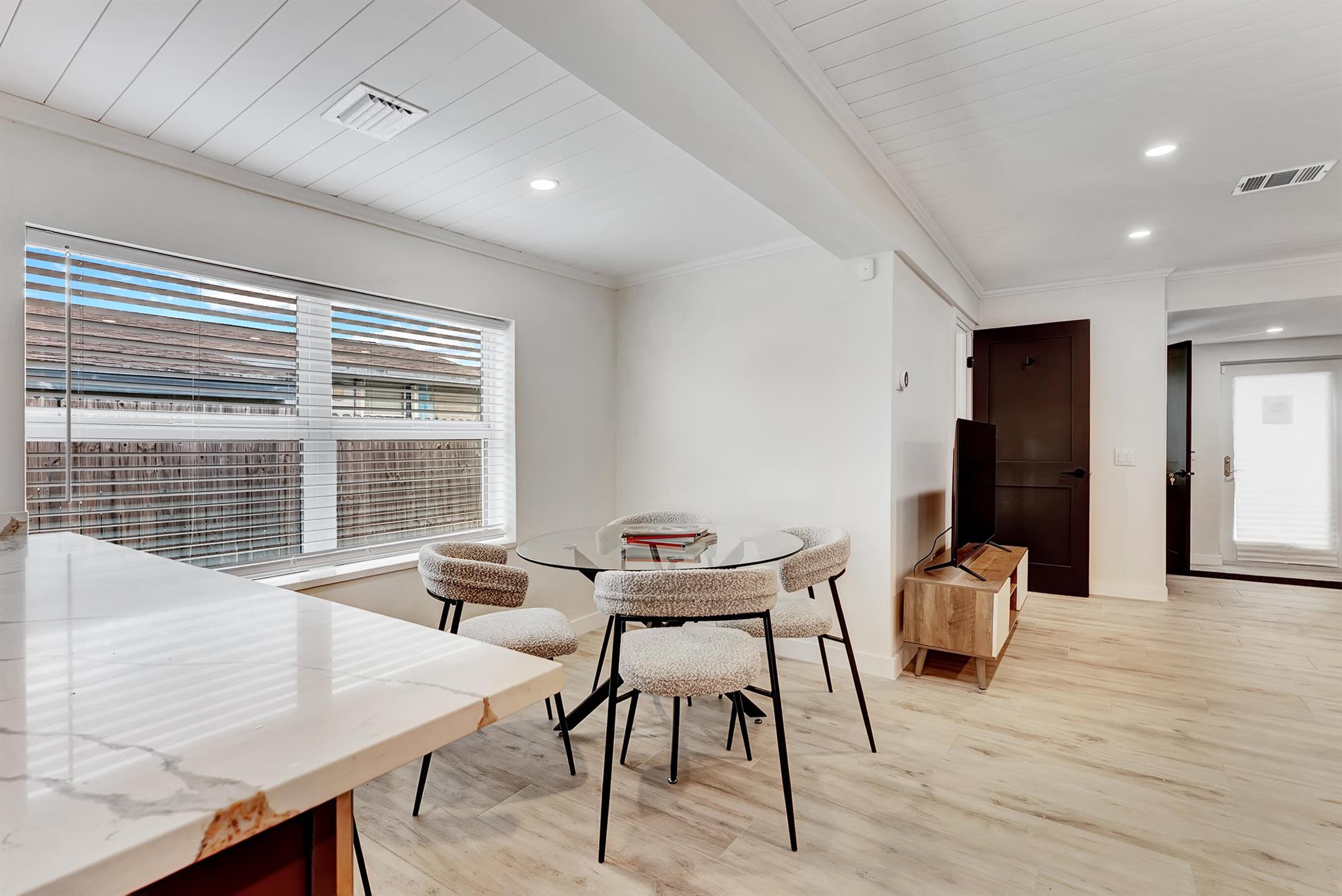 DELRAY TOWN OF - Residential Lease