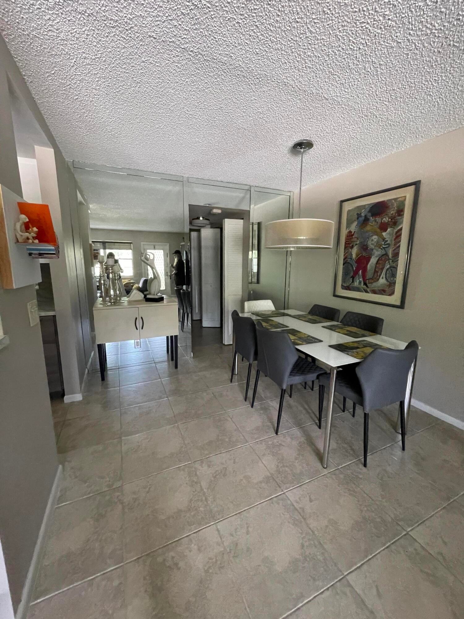 24 OAKRIDGE C 24
