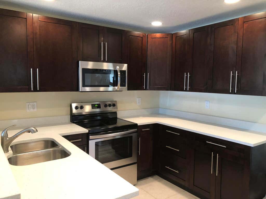 Photo of 616 W BROWARD Street, Lantana, FL 33462 (MLS # B26063362)