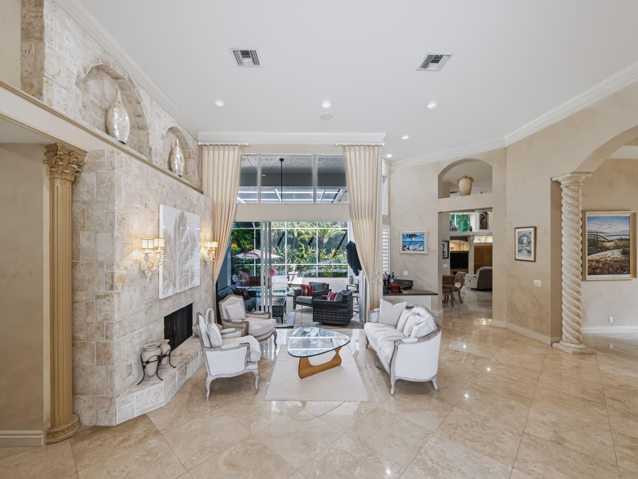 106 PEMBROKE Drive